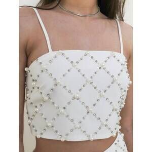 NEW ENDLESS BLU. magic moment crop top in white